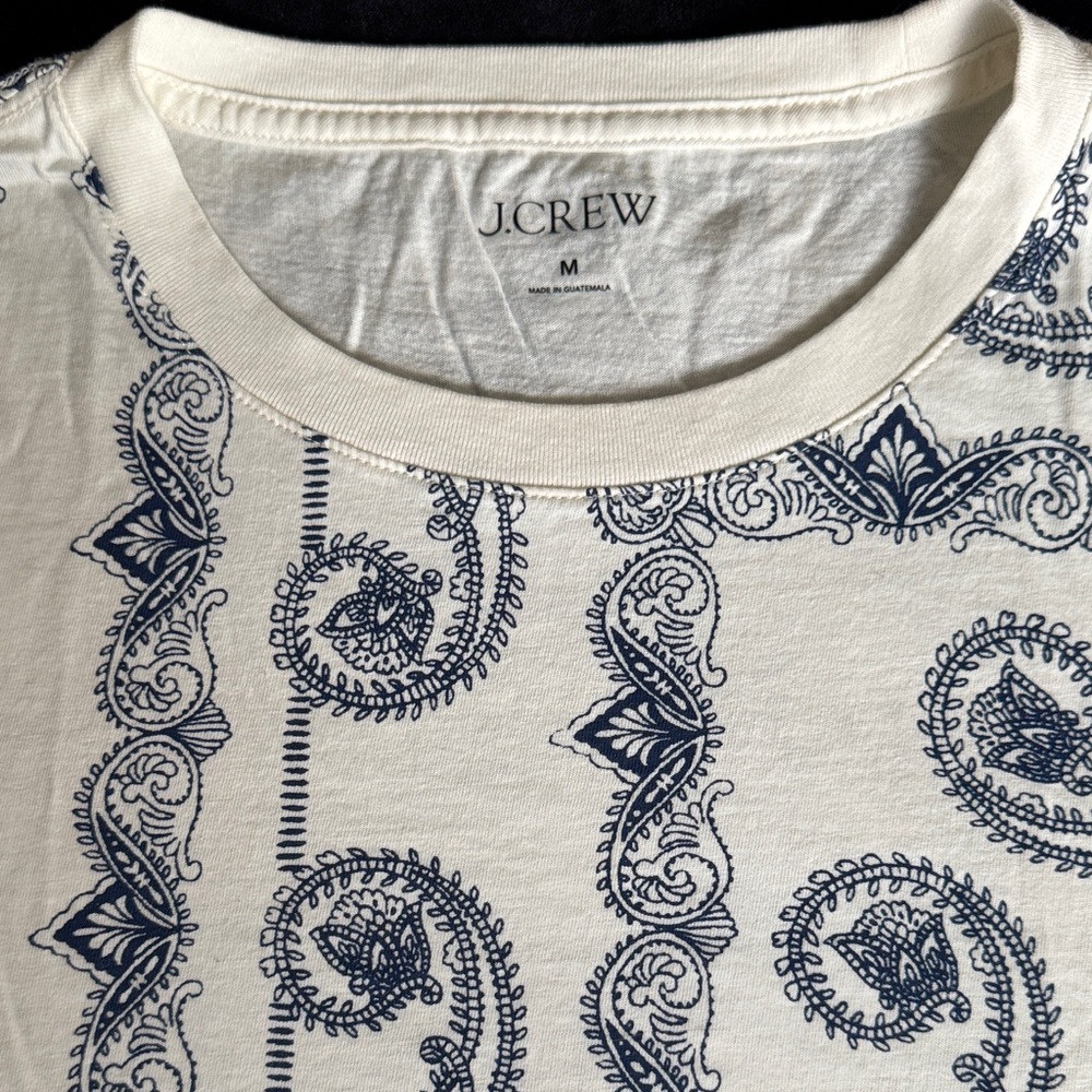 J. Crew Like New Classic Fit White and Blue Bandana Patterned Tee, M. - Picture 3 of 7